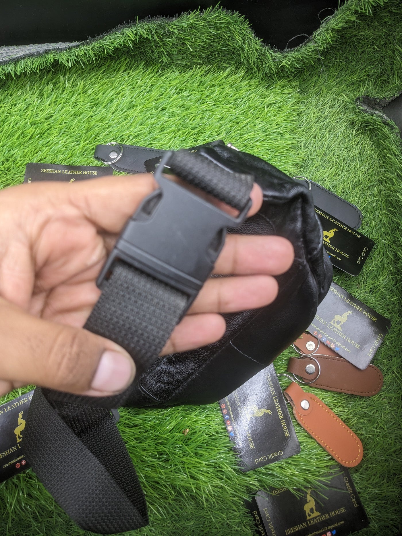 Belt pouch Leather Travel Waist Bag for Mobile Money and your precious things and Good Quality and work