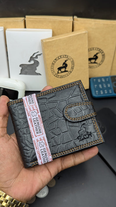 Genuine sheep leather wallet