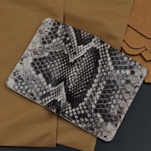 Pure Snack Texture Wallet - Stylish and Functional